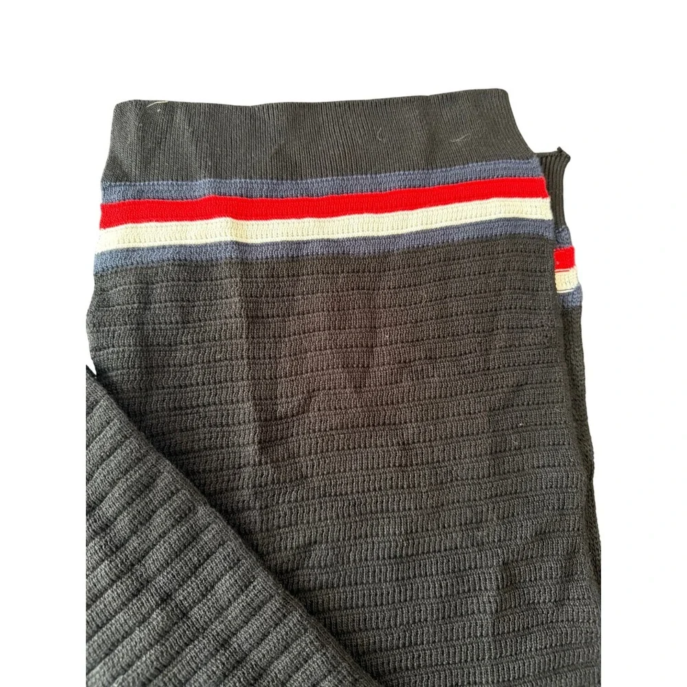Tommy Hilfiger Navy Blue Ribbed Knit Scarf Red White Blue Stripe‎ 100% Acrylic